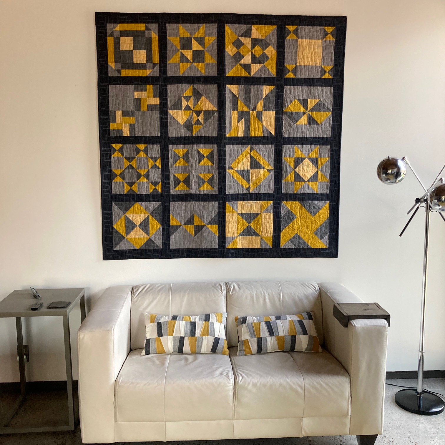 Mid Century Modern quilt in situ